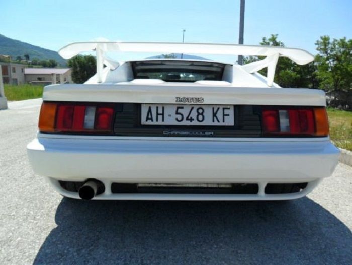 Lotus Esprit • 1993 • 104,000 km 8
