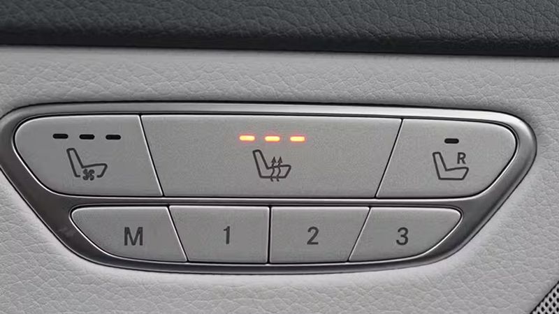 Mercedes-Benz S-Class • 2015 • 120,239 km 2