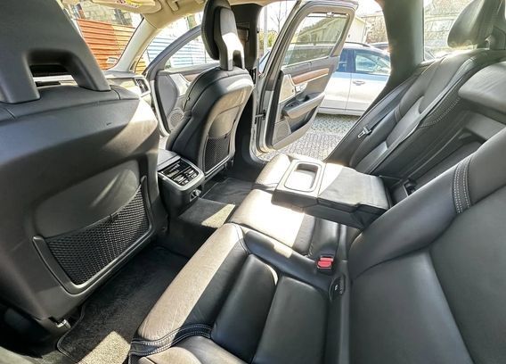 Volvo V90 • 2016 • 119,000 km 20