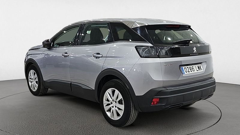 Peugeot 3008 • 2022 • 56,705 km 3