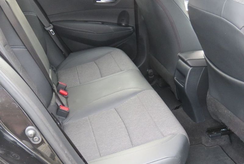 Toyota Corolla • 2021 • 11,000 km 10