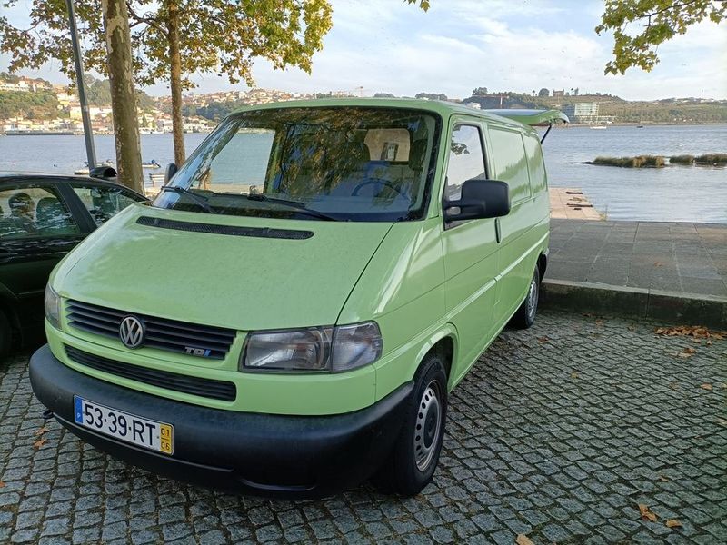 Volkswagen T4 • 2001 • 90,000 km 1