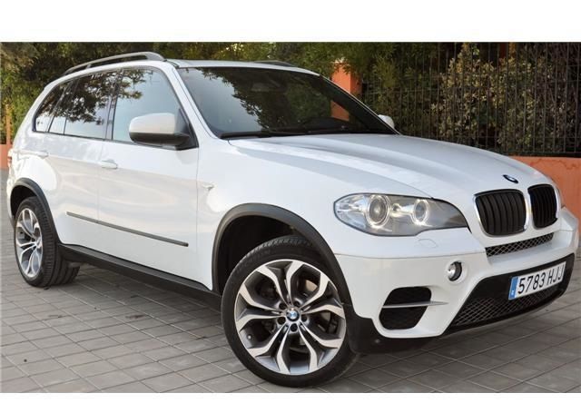 BMW X5 • 2012 • 215,000 km 4