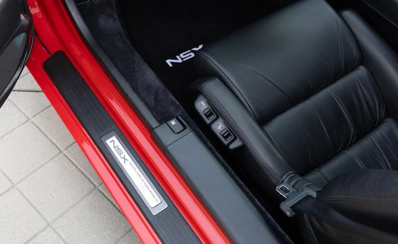 Honda Pilot • 1991 • 134,000 km 14