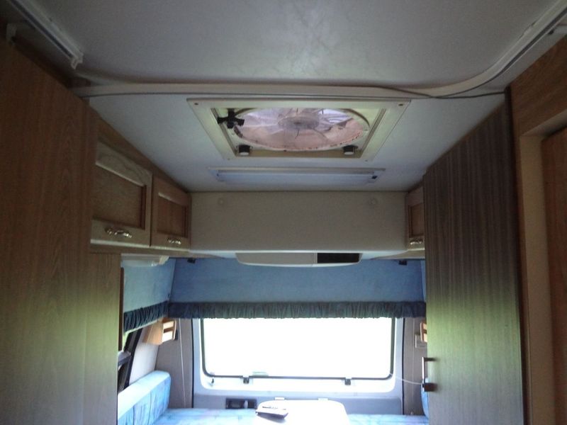 Dodge Sprinter Cargo • 1996 • 150,000 km 16