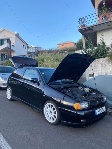 Seat Ibiza • 2009 • 178,000 km 2