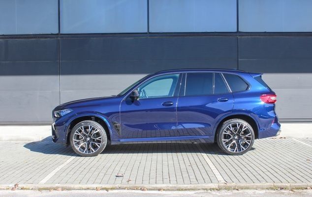 BMW X5 • 2022 • 26,000 km 2
