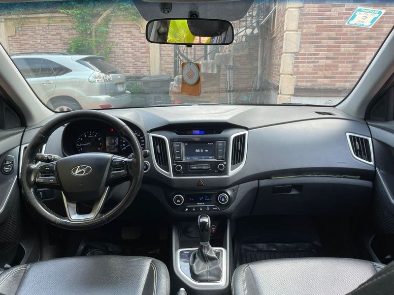 Hyundai Creta • 2018 • 120,000 km 2