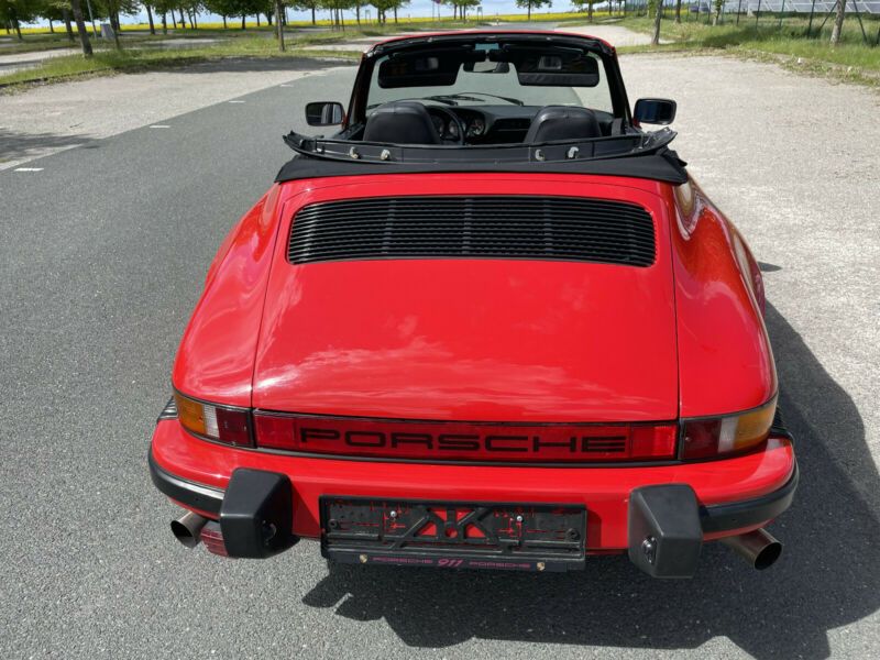 Porsche 911 Carrera • 1984 • 63,827 km 9