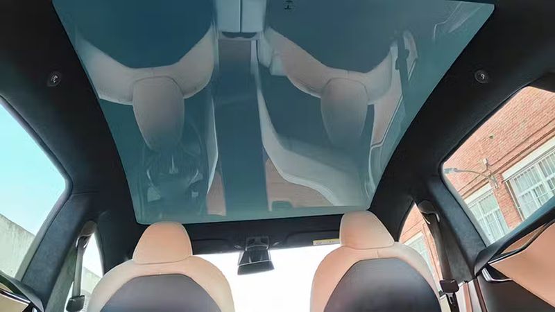 Tesla Model S • 2020 • 97,500 km 7