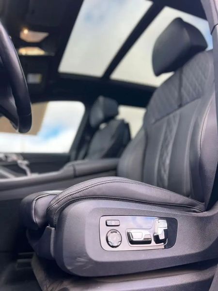 BMW X5 • 2022 • 31,500 km 10