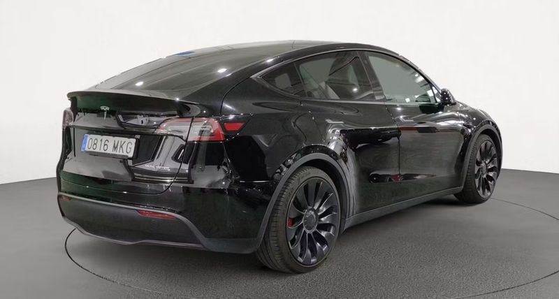 Tesla Model Y • 2023 • 39,514 km 4