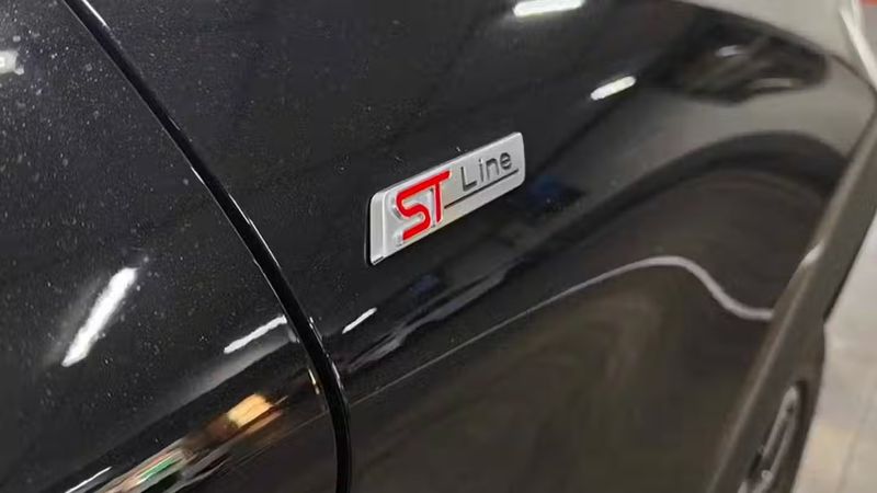 Ford Explorer • 2021 • 100,200 km 3