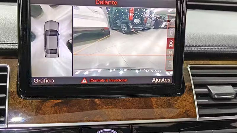 Audi A8 Long • 2015 • 84,288 km 11