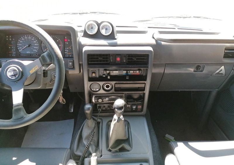 Nissan Patrol • 1991 • 100,000 km 3