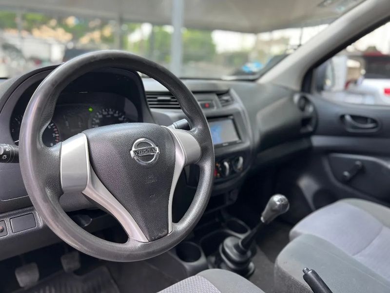 Nissan NP300 Pickup • 2022 • 7,500 km 6