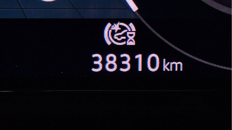 Volkswagen Golf • 2021 • 38,310 km 9