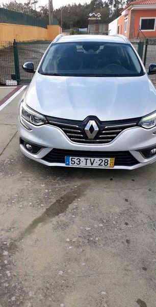 Renault Mégane • 2017 • 190,000 km 1