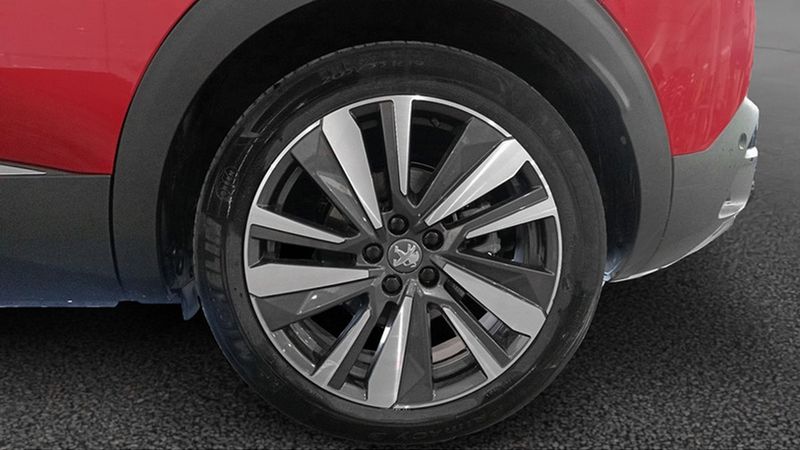 Peugeot 3008 • 2020 • 31,126 km 9