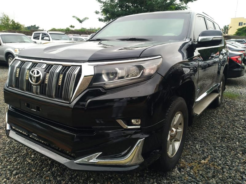 Toyota Land Cruiser • 2014 • 21 km 1