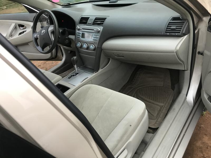 Toyota Camry • 2009 • 15,000 km 9