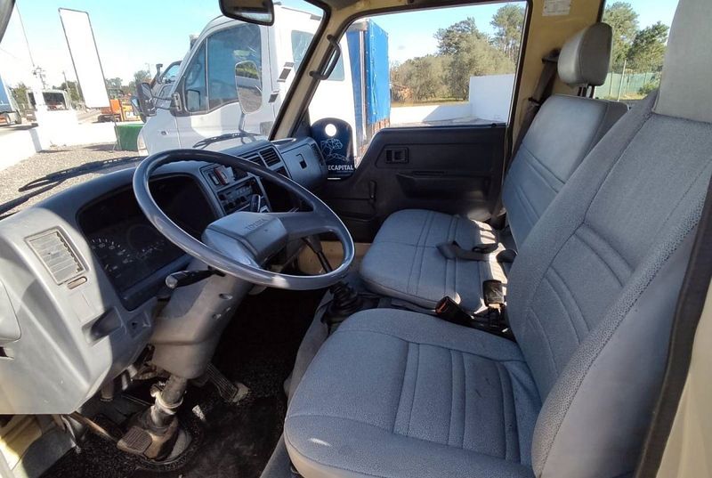 Toyota Dyna • 1997 • 298,000 km 5