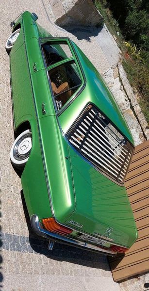 Mercedes-Benz 200 - 300 • 1970 • 330,000 km 2