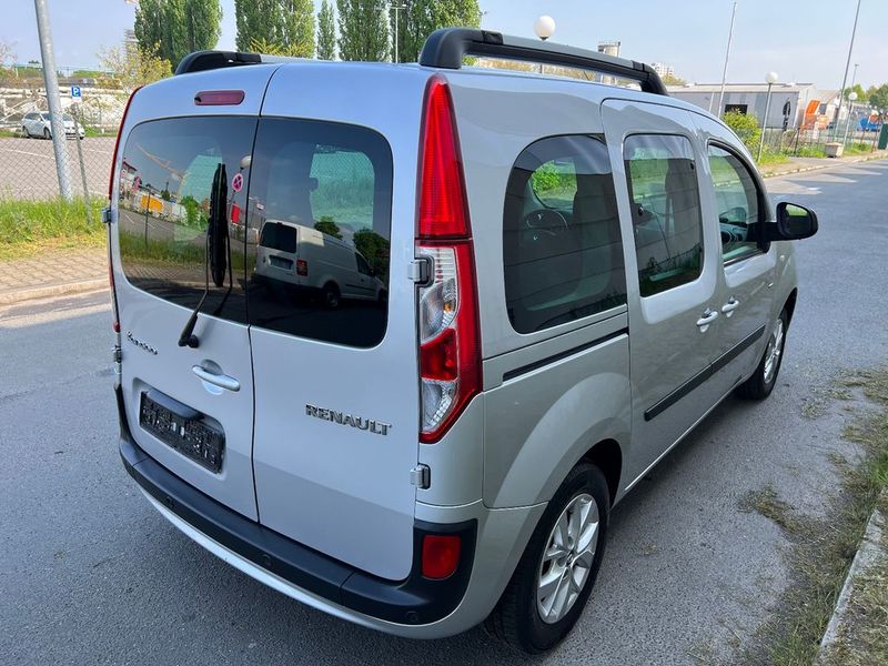 Renault Kangoo • 2018 • 57,000 km 2