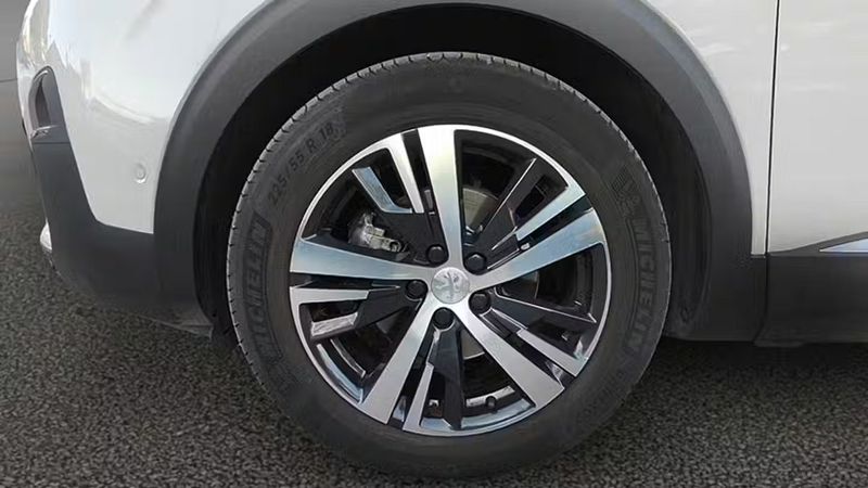 Peugeot 5008 • 2019 • 87,374 km 15