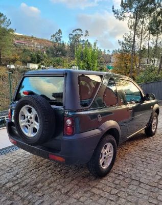 Land Rover Freelander • 2000 • 233,000 km 2