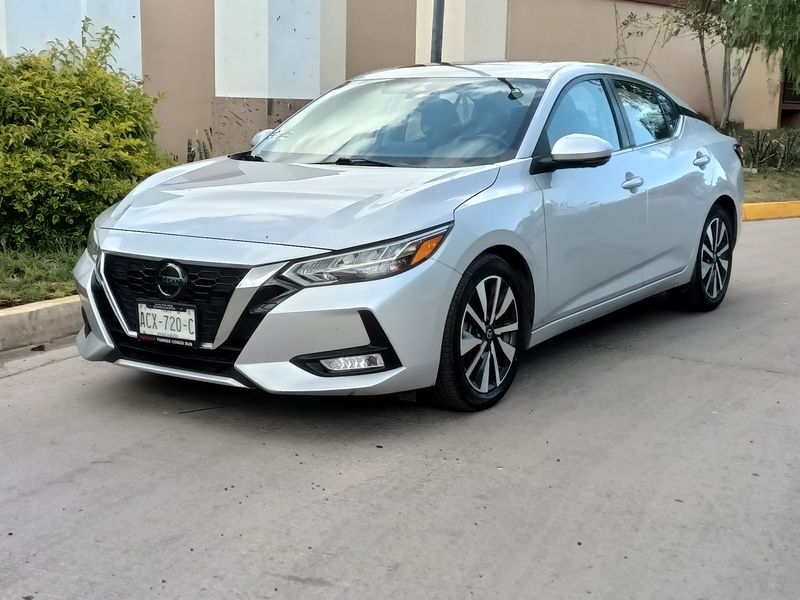 Nissan Sentra • 2020 • 43,000 km 4