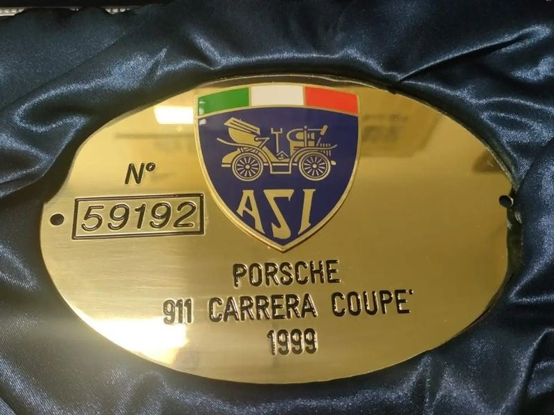 Porsche 911 • 1999 • 124,000 km 15