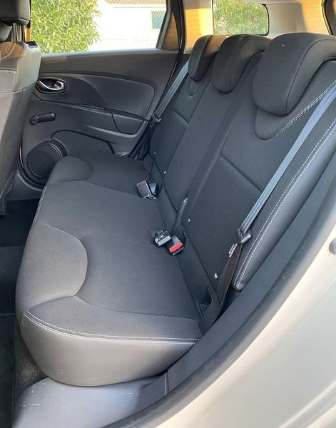 Renault Clio • 2015 • 160,000 km 3