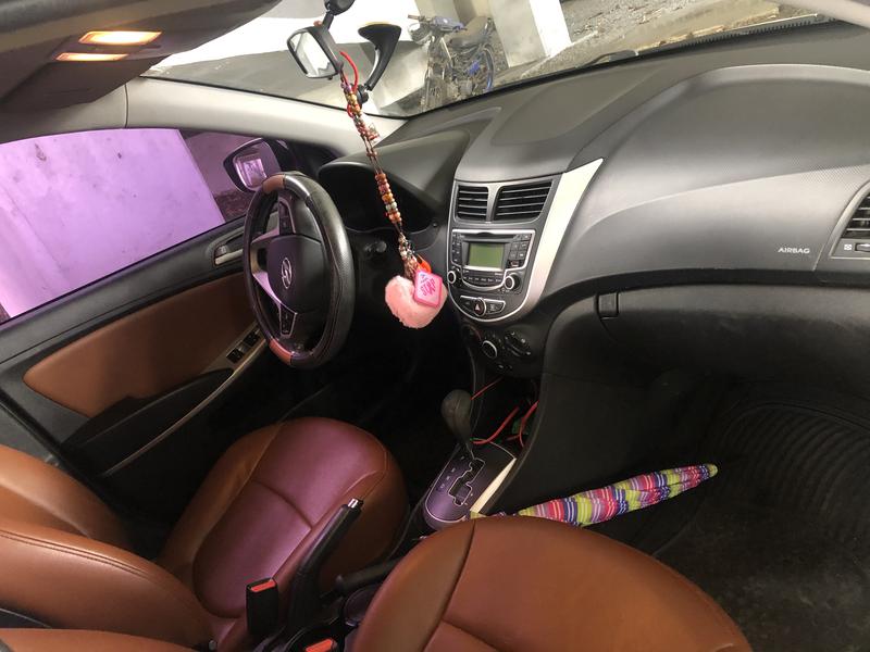Hyundai Accent • 2015 • 98,863 km 4