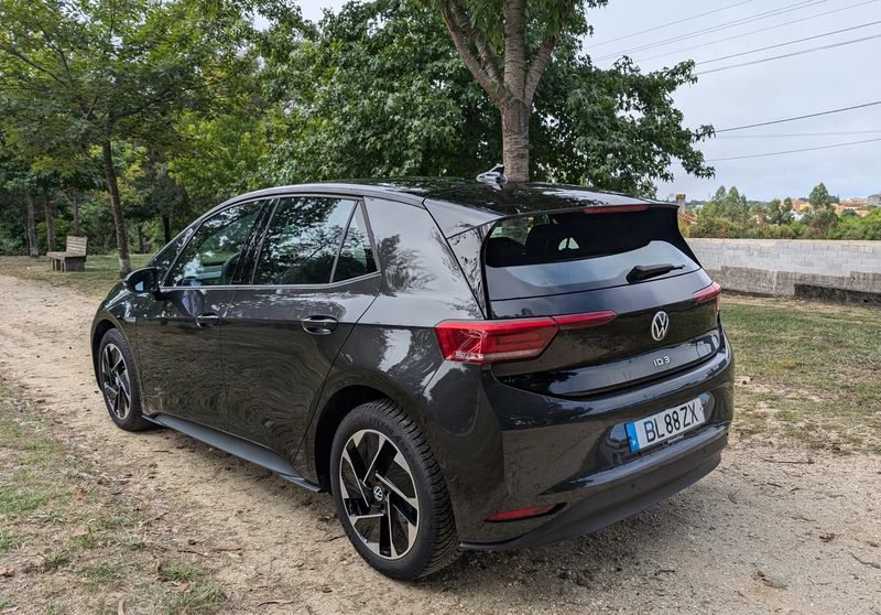 Volkswagen ID.4 • 2021 • 27,980 km 4