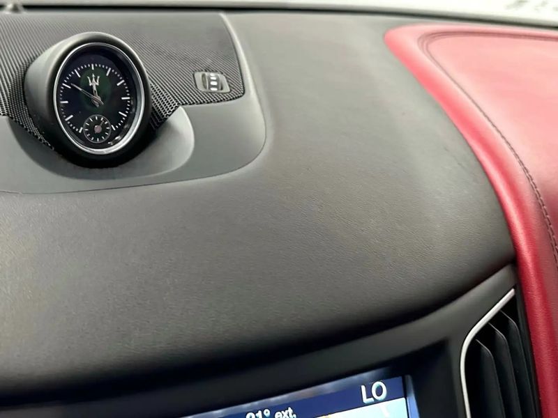 Maserati Levante • 2017 • 128,000 km 6