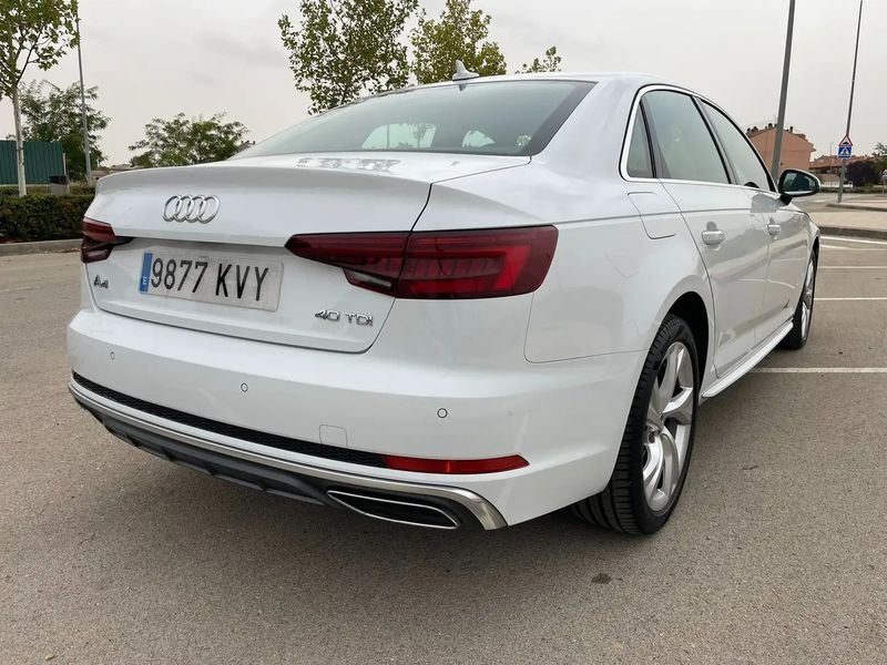 Audi A4 • 2019 • 135,600 km 4