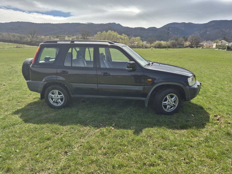 Honda CR-V • 2000 • 194,000 km 2