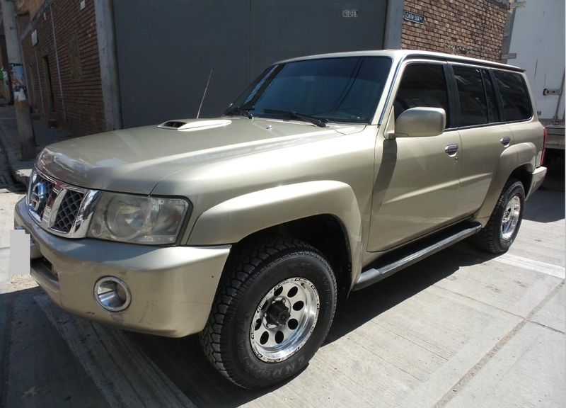 Nissan Patrol • 2009 • 130,000 km 1