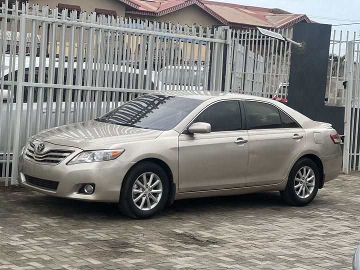 Toyota Camry • 2020 • 3,000 km 1