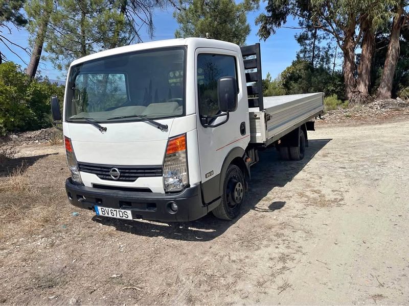 Nissan Cabstar E - T • 2010 • 125,000 km 1