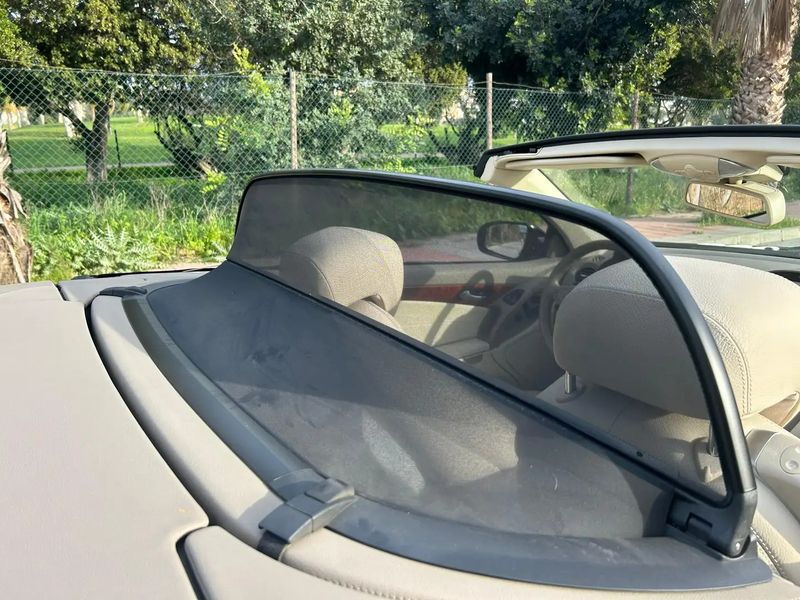 Mercedes-Benz SL-Class • 2009 • 48,000 km 8