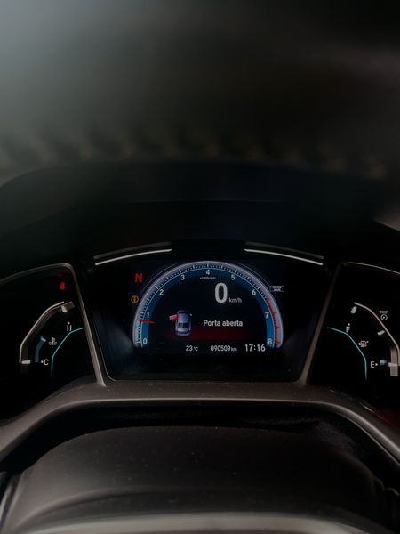 Honda Civic • 2020 • 90,000 km 15