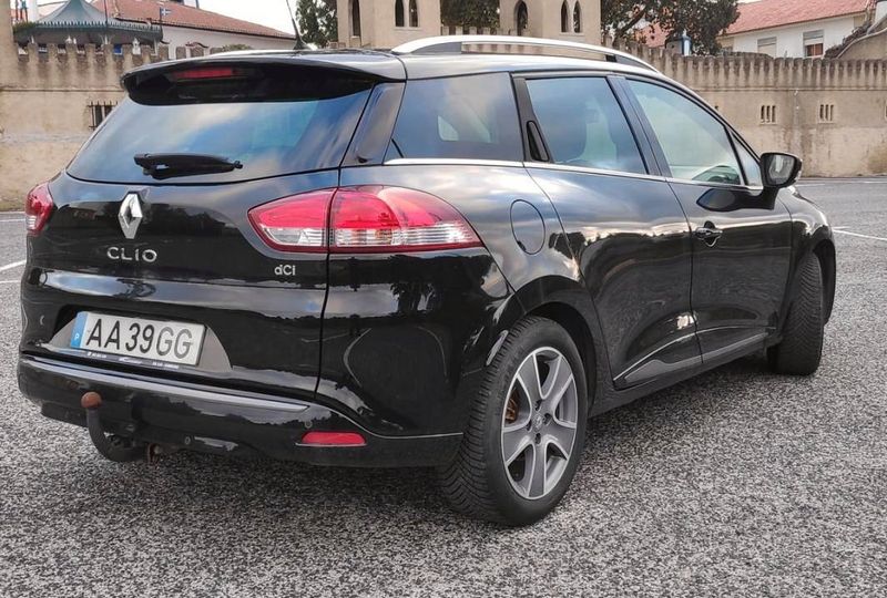 Renault Clio • 2016 • 150,000 km 4