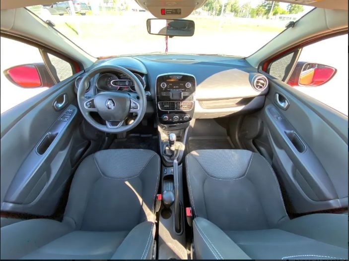 Renault Clio • 2020 • 50,000 km 7