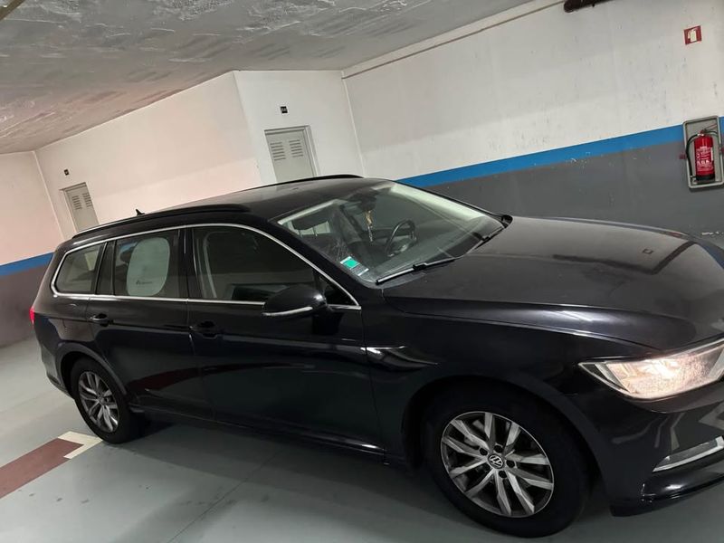 Volkswagen Passat • 2015 • 180,000 km 5