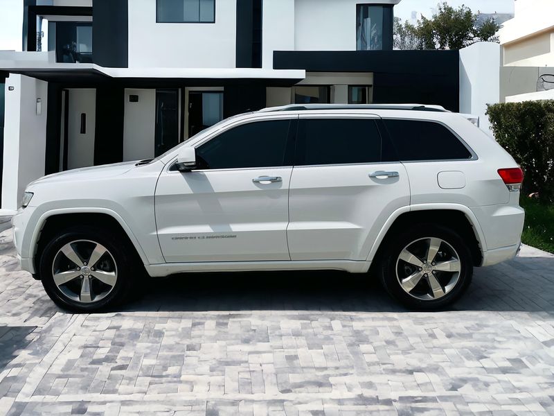 Jeep Grand Cherokee • 2015 • 168,000 km 11
