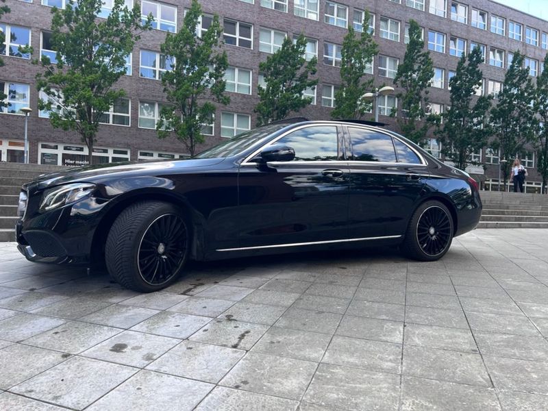 Mercedes-Benz E • 2016 • 96,288 km 11