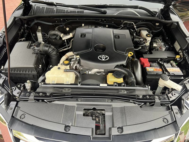 Toyota Fortuner • 2016 • 52 km 2