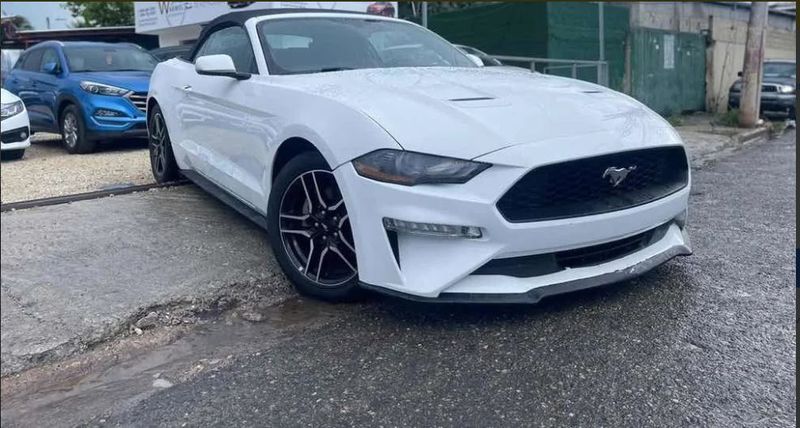 Ford Mustang • 2018 • 80,000 km 1
